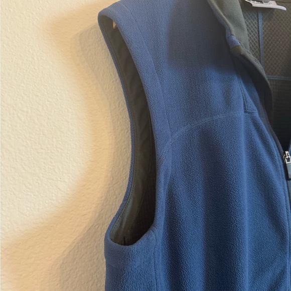 REI outdoors mens blue fleece Sweater vest size large - Picture 9 of 10